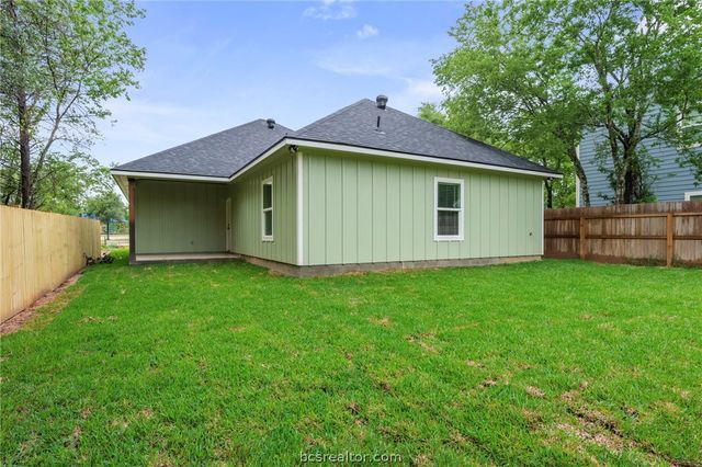 753 Bruin Trace, Bryan, TX 77803