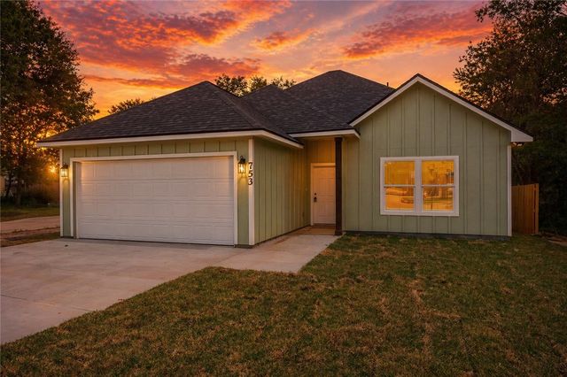 753 Bruin Trace, Bryan, TX 77803