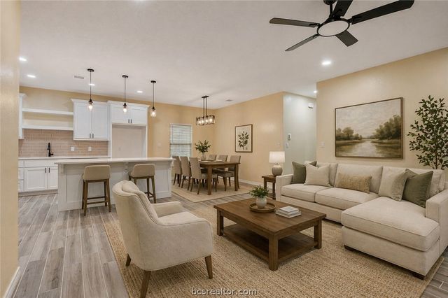 753 Bruin Trace, Bryan, TX 77803