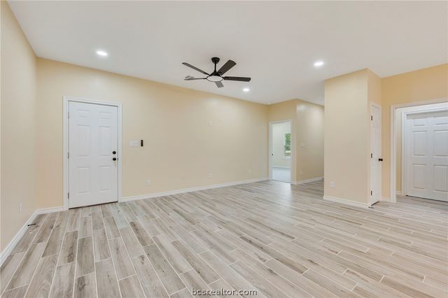 753 Bruin Trace, Bryan, TX 77803