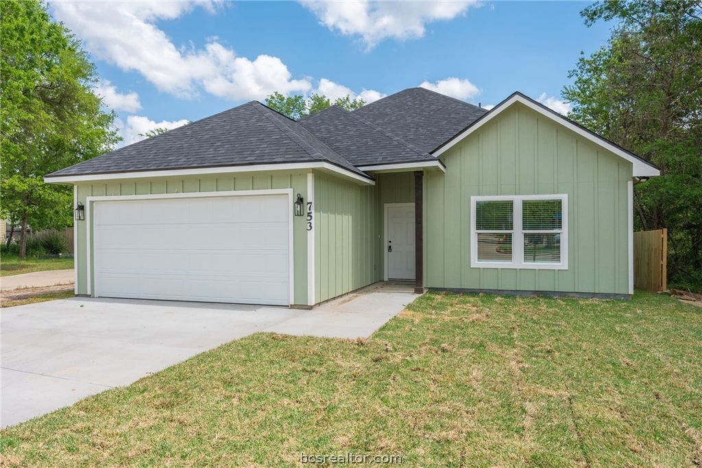 753 Bruin Trace, Bryan, TX 77803