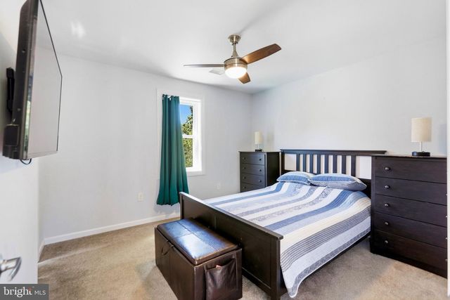 5520 BASS PL SE, Washington, DC 20019