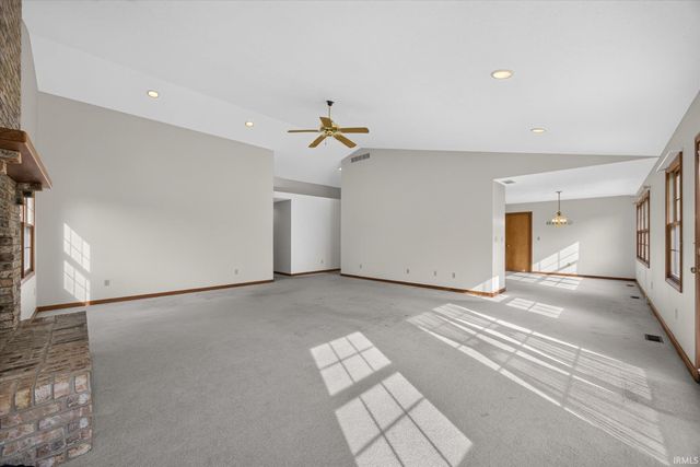 2700 E Crabapple Circle, Bloomington, IN 47401