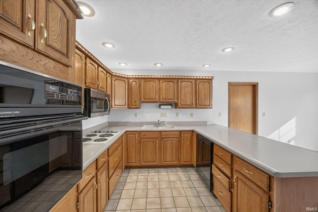 2700 E Crabapple Circle, Bloomington, IN 47401