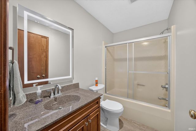 2700 E Crabapple Circle, Bloomington, IN 47401