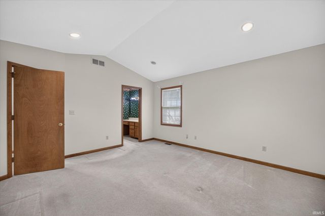 2700 E Crabapple Circle, Bloomington, IN 47401