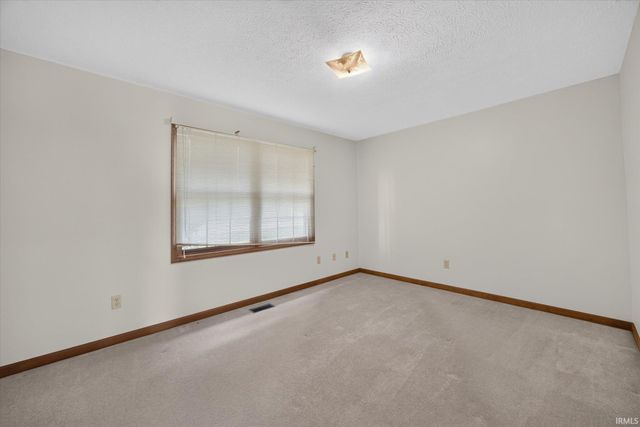 2700 E Crabapple Circle, Bloomington, IN 47401