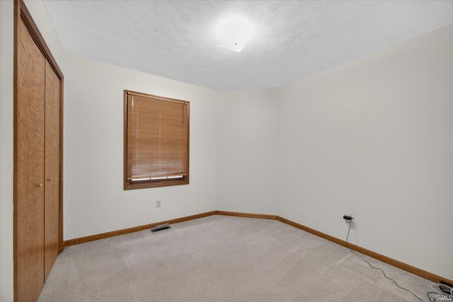 2700 E Crabapple Circle, Bloomington, IN 47401