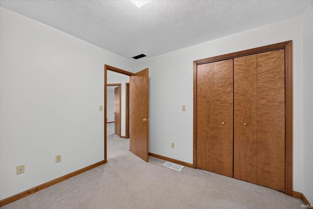 2700 E Crabapple Circle, Bloomington, IN 47401