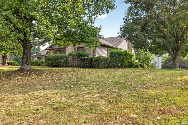 2700 E Crabapple Circle, Bloomington, IN 47401