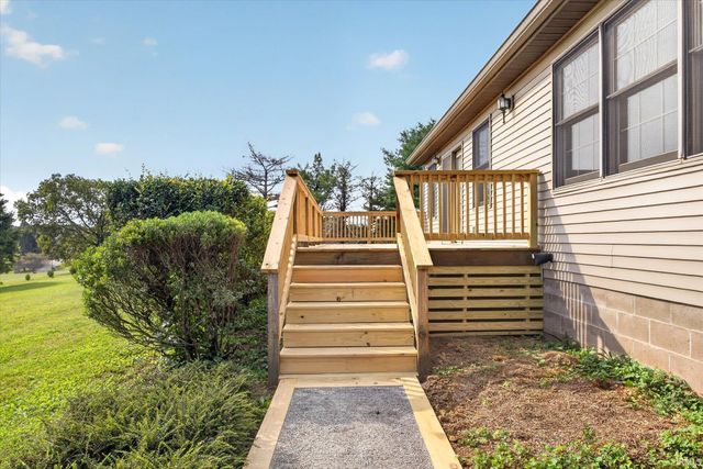 2700 E Crabapple Circle, Bloomington, IN 47401