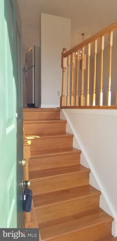 45530 STABLEMATES CT, Sterling, VA 20164
