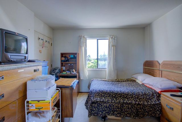 711 S Bayshore Boulevard 10, San Mateo, CA 94401