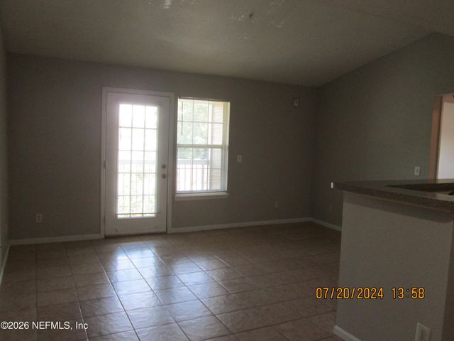 7701 TIMBERLIN PARK Boulevard 733, Jacksonville, FL 32256
