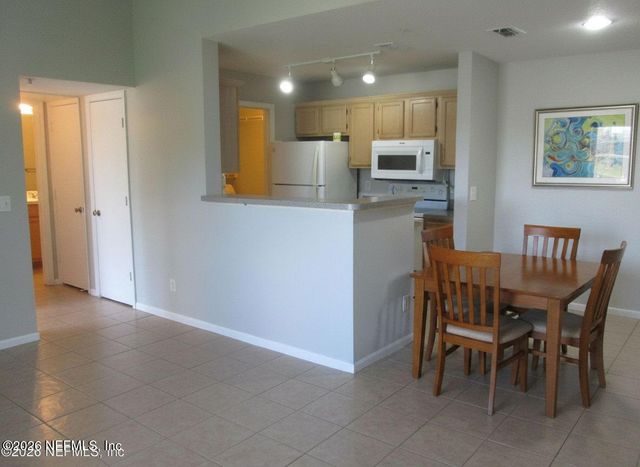 7701 TIMBERLIN PARK Boulevard 733, Jacksonville, FL 32256