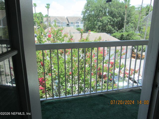 7701 TIMBERLIN PARK Boulevard 733, Jacksonville, FL 32256