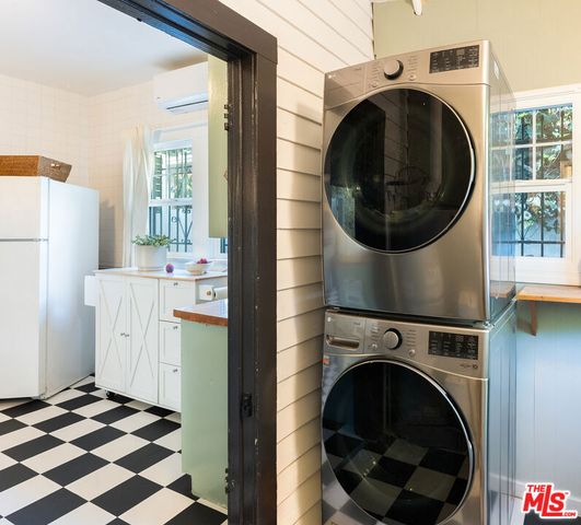534 Casanova Street, Los Angeles, CA 90012