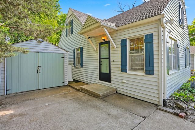 210 BENTON ST, Columbia, MO 65203