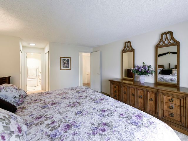 7713 Zircon Drive SW, Lakewood, WA 98498