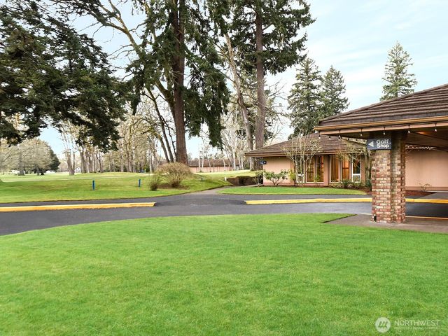 7713 Zircon Drive SW, Lakewood, WA 98498