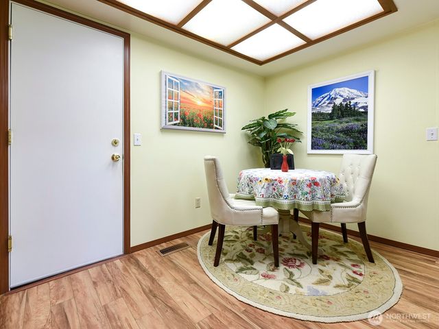 7713 Zircon Drive SW, Lakewood, WA 98498