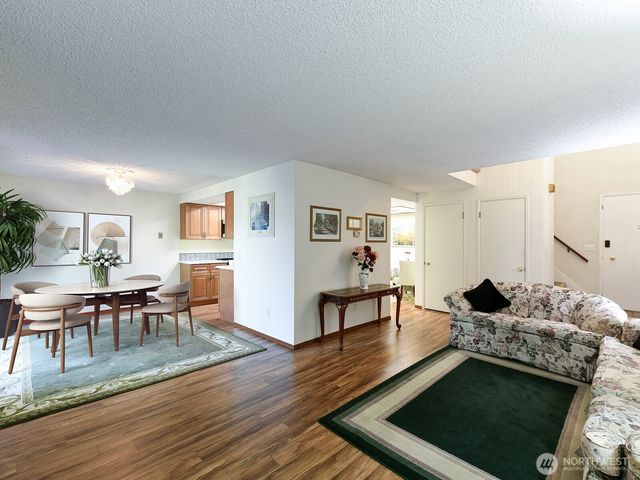 7713 Zircon Drive SW, Lakewood, WA 98498