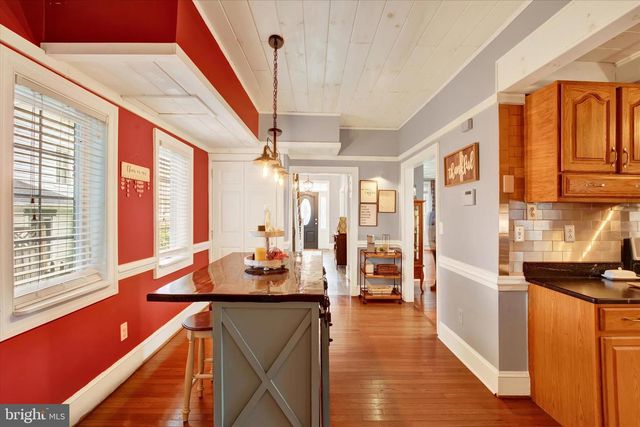 512 MAIN ST, Delta, PA 17314
