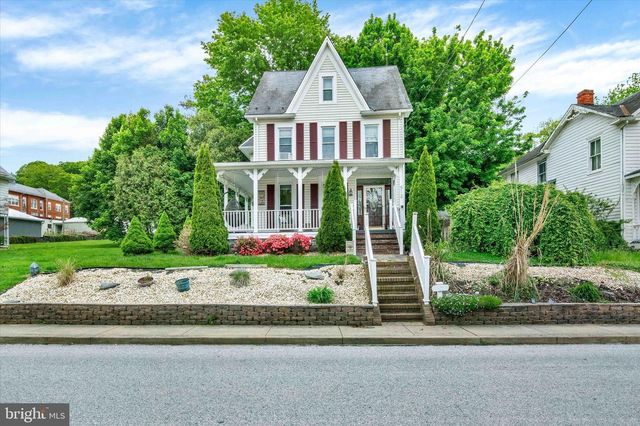 512 MAIN ST, Delta, PA 17314