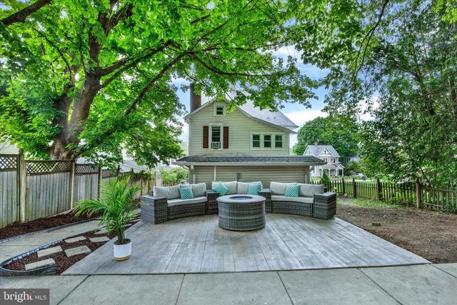512 MAIN ST, Delta, PA 17314