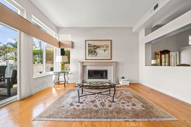 311 Long, Long Beach, CA 90803