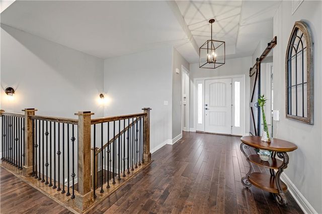 8311 Pickering Street, Lenexa, KS 66227