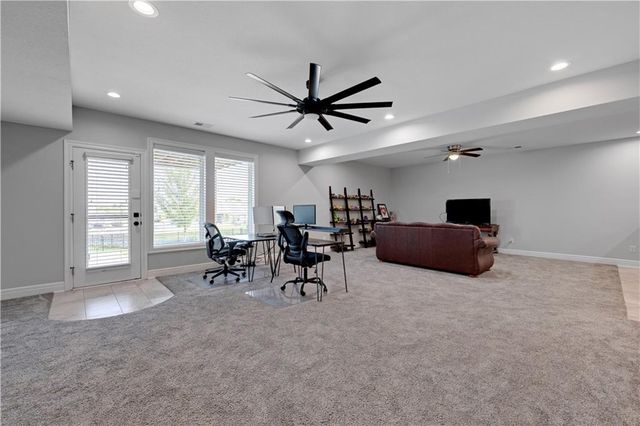 8311 Pickering Street, Lenexa, KS 66227