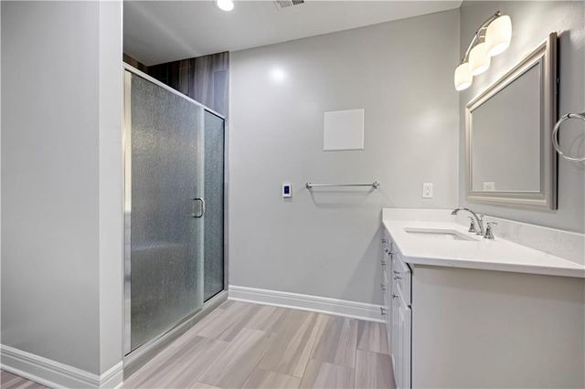 8311 Pickering Street, Lenexa, KS 66227