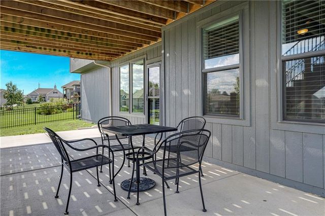 8311 Pickering Street, Lenexa, KS 66227