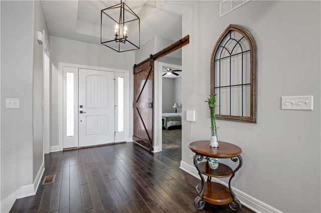 8311 Pickering Street, Lenexa, KS 66227