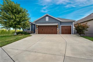 8311 Pickering Street, Lenexa, KS 66227