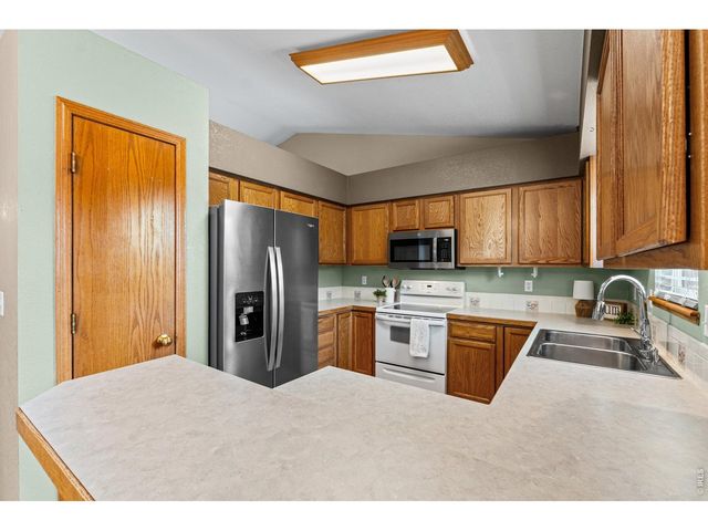 3102 49th Ave Ct, Greeley, CO 80634