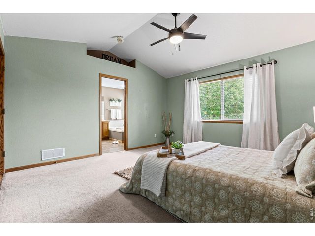 3102 49th Ave Ct, Greeley, CO 80634