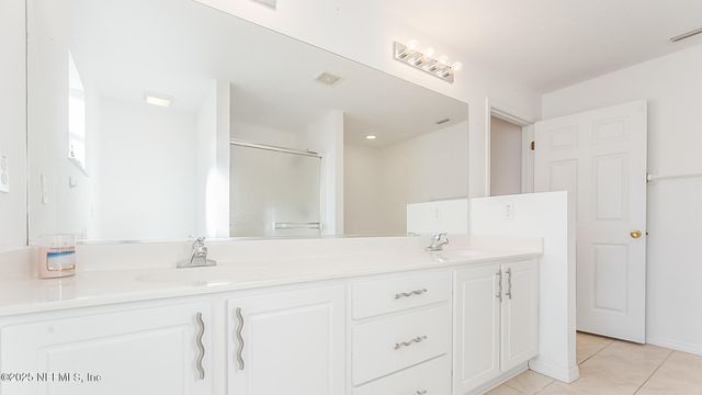 8 WHITE HURST Lane, Palm Coast, FL 32164