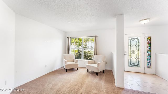 8 WHITE HURST Lane, Palm Coast, FL 32164