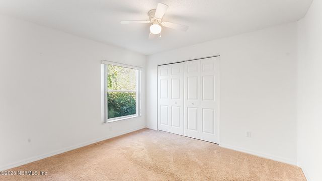 8 WHITE HURST Lane, Palm Coast, FL 32164