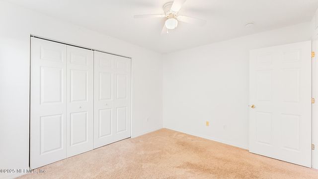 8 WHITE HURST Lane, Palm Coast, FL 32164