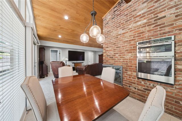 675 N Wade Ave, W Brownsville, PA 15301
