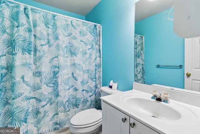 6870 River Island Circle, Buford, GA 30518