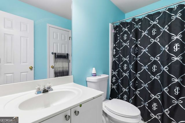 6870 River Island Circle, Buford, GA 30518