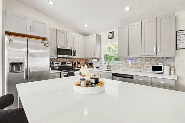 3894 S CHAMBERLAIN BOULEVARD, North Port, FL 34286