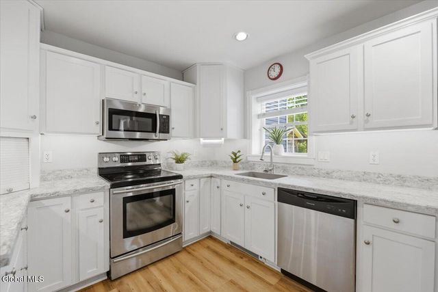 97 2nd Avenue, Hadley, NY 12835