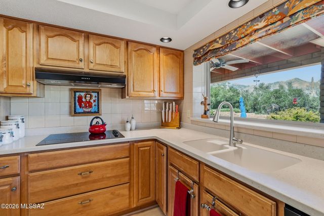 8451 E Tourmaline Drive, Tucson, AZ 85750