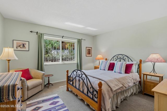 8451 E Tourmaline Drive, Tucson, AZ 85750