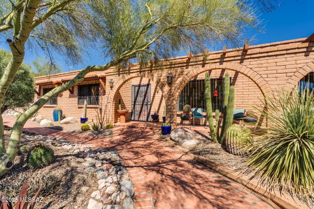8451 E Tourmaline Drive, Tucson, AZ 85750